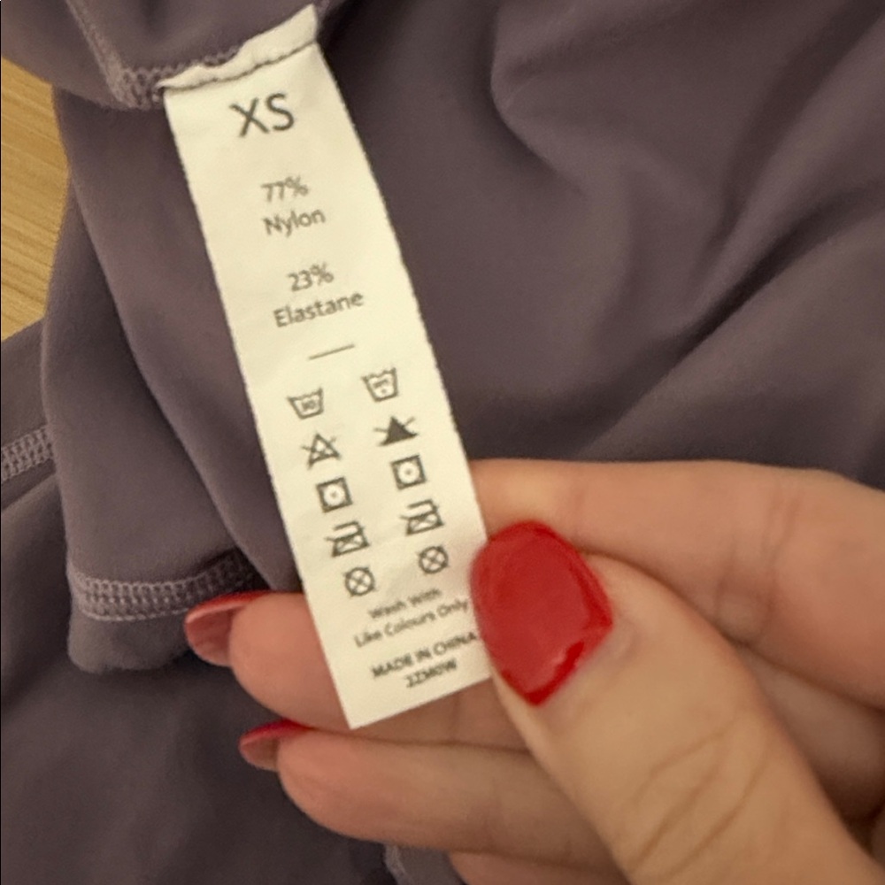 Halara Softlyzero Size Extra Small Xs Backless Ac… - image 6